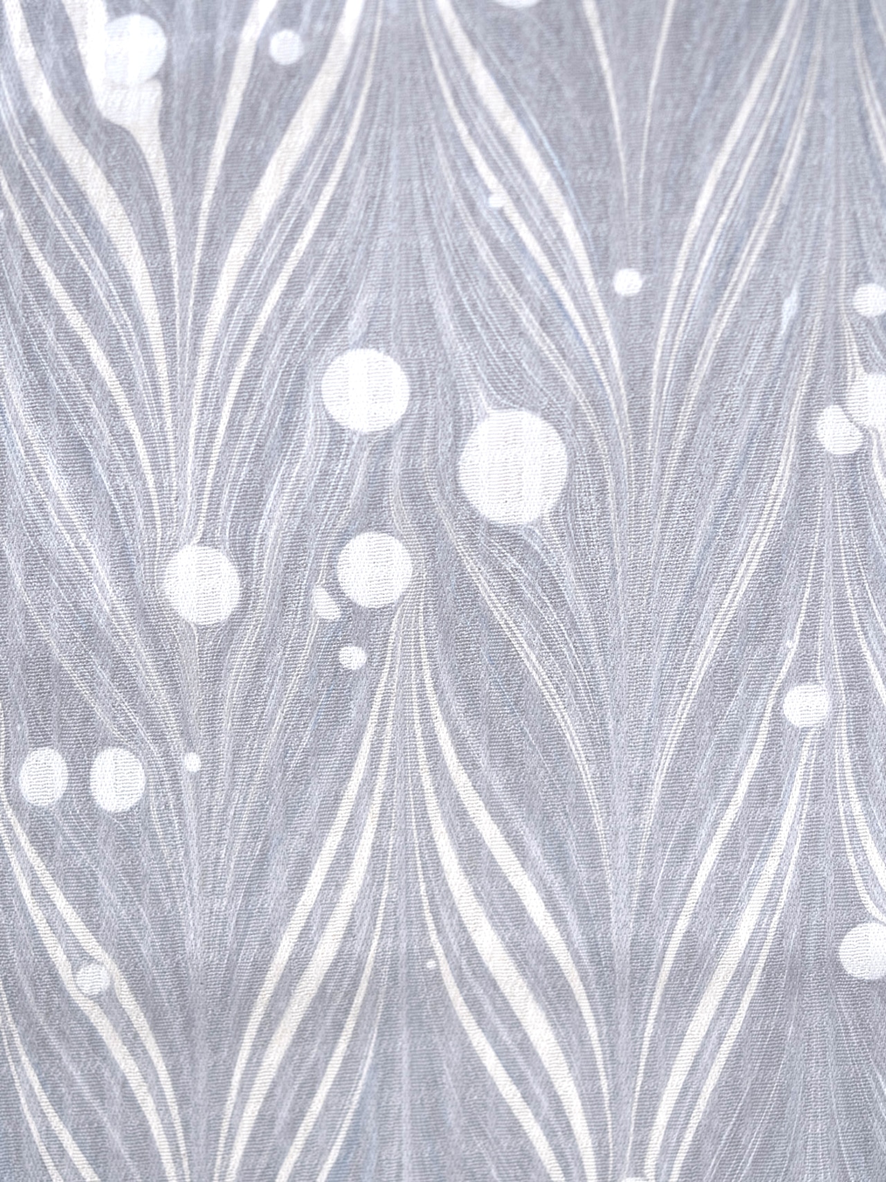 「冬暁(とうぎょう)」矢羽根柄×ドット〜洗えるきもの(シルジェリー格子柄)〜