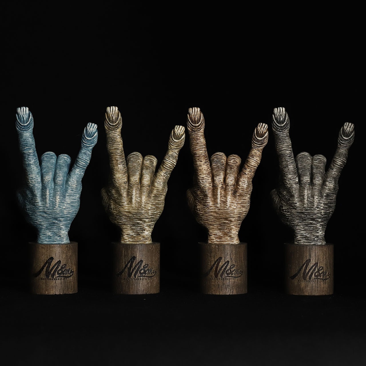 "2nd Anniv" SUPER BIG KEYHOLDER - serial.13/BLACK