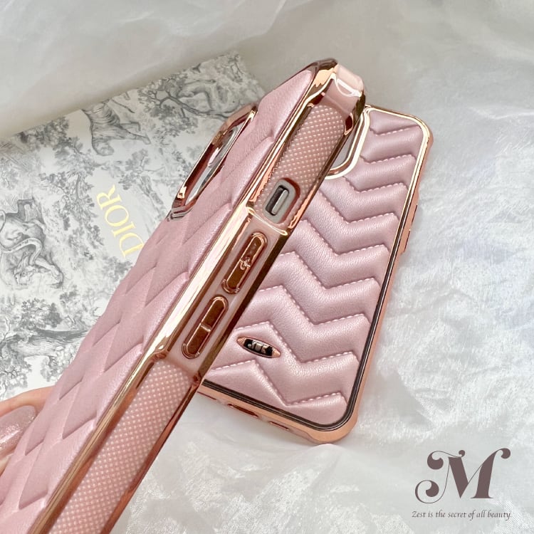 13promax / 12promax】ニュアンスキルティング♡ ミスティピンクiPhone