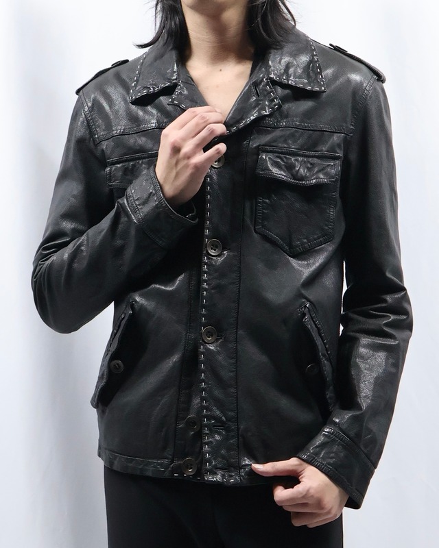 【EMPORIO ARMANI】Stitch design leather jacket