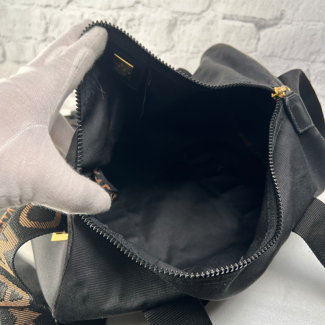 FENDI フェンディ ナイロン ボストンバッグ 黒 A-13838