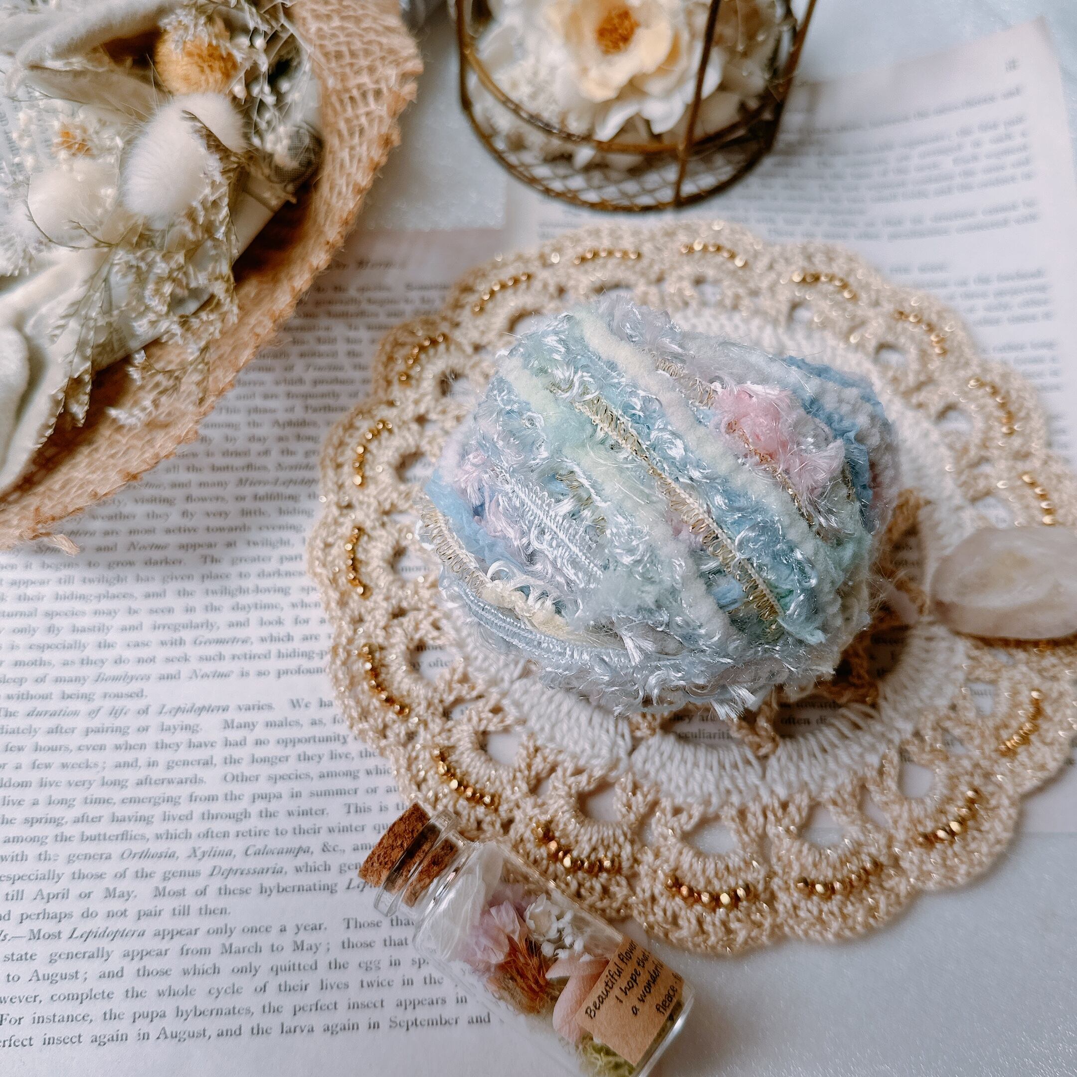 SOLD◇ハンドメイド 引き揃え糸 タッセル チャーム パフェ ゆめかわ