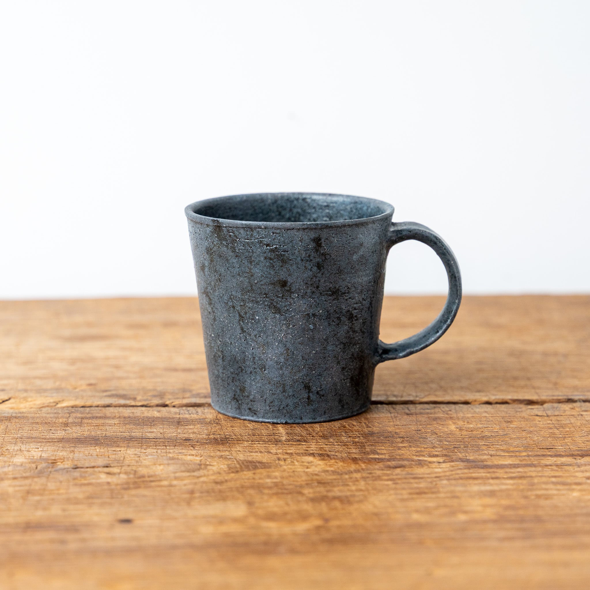 黒瓦手 マグカップ