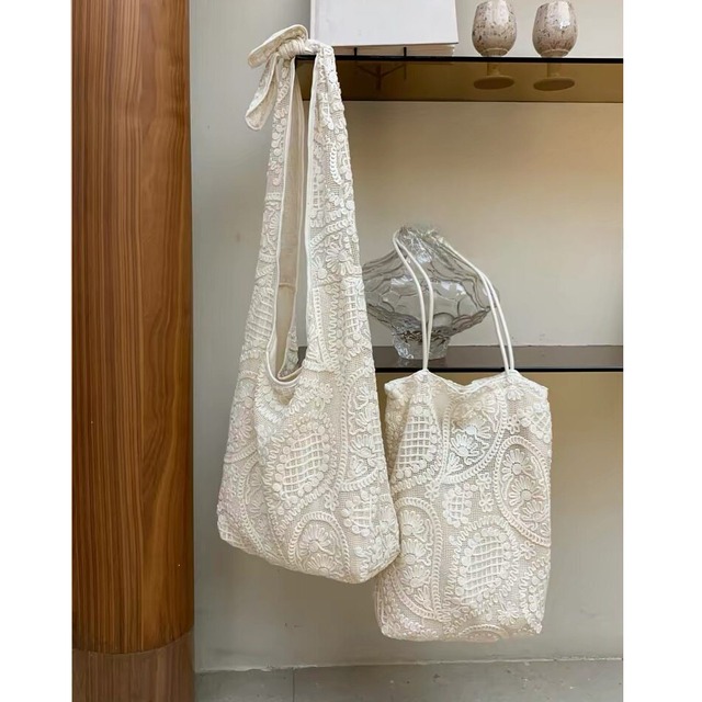 romantic lace embroidered canvas bag(2color)<b3077>