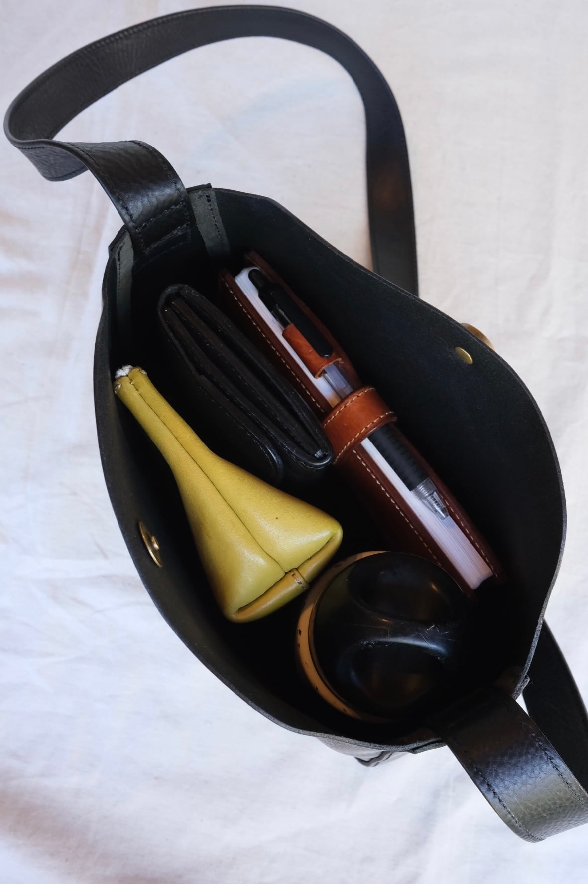 受注生産〉 stand shoulder (M)【3color】 | TENTE Handcrafted
