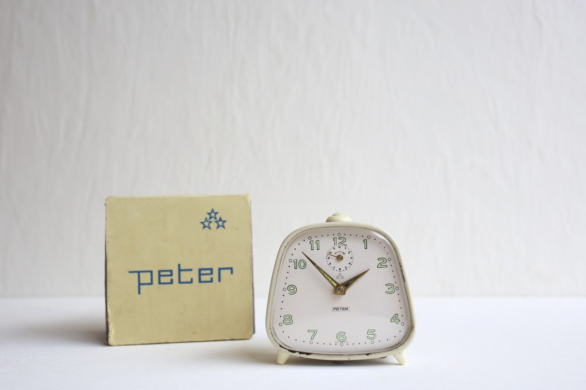 目覚まし時計・置き時計 | EMUPARIS