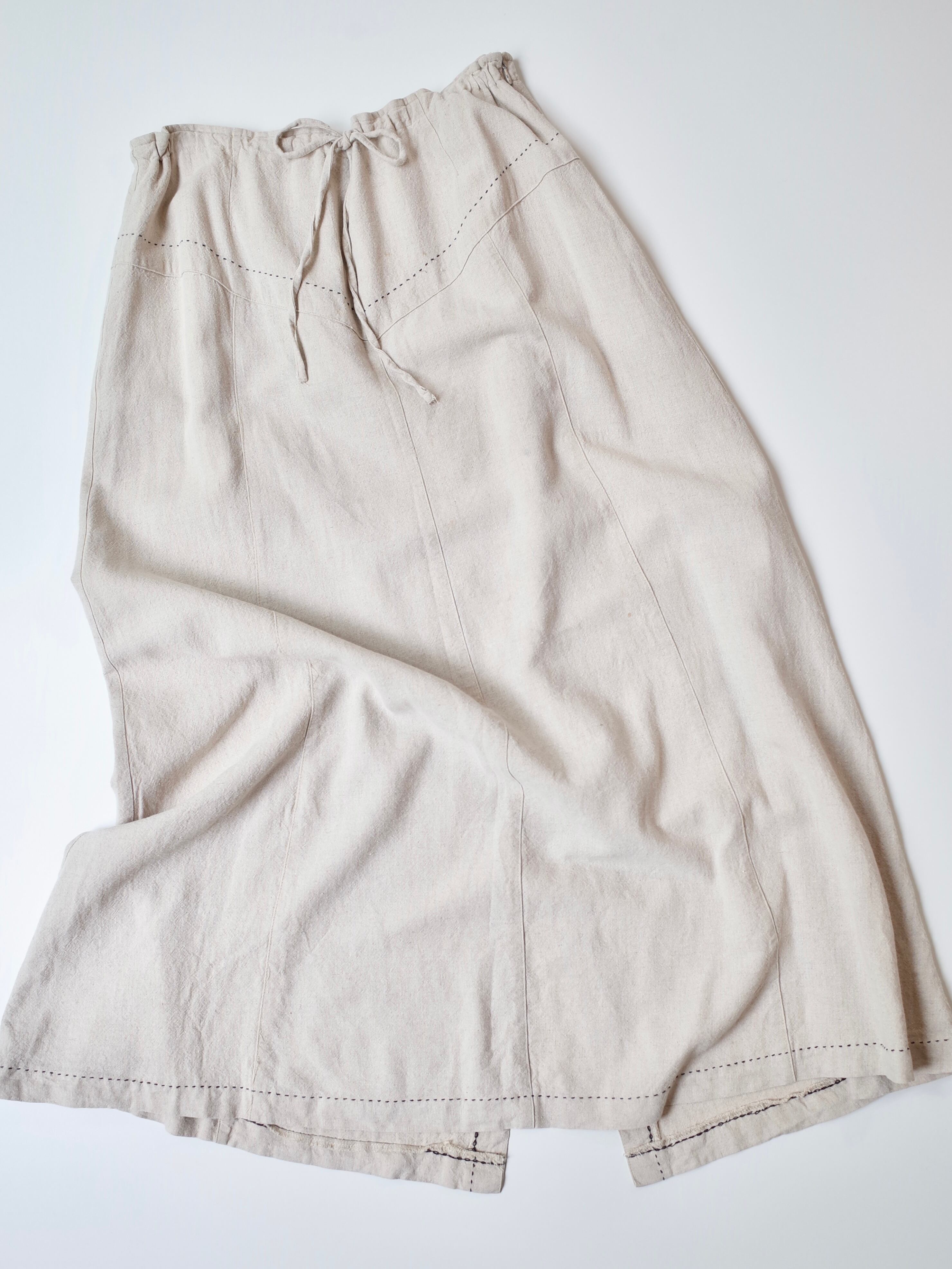 Black stitch linen long skirt