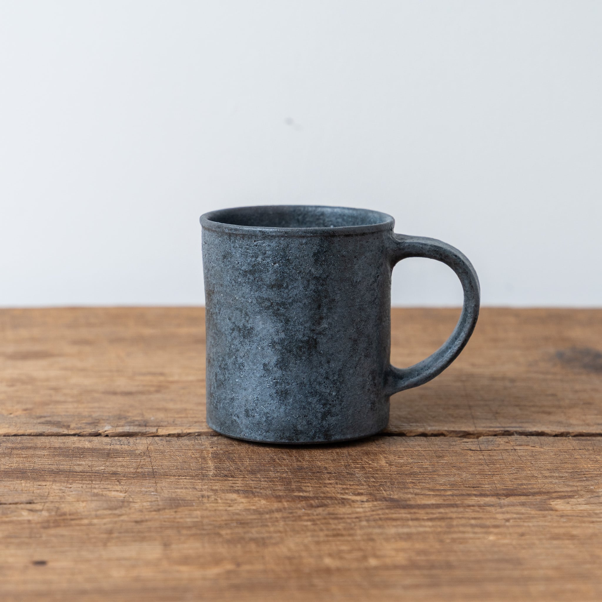 黒瓦手 マグカップ大