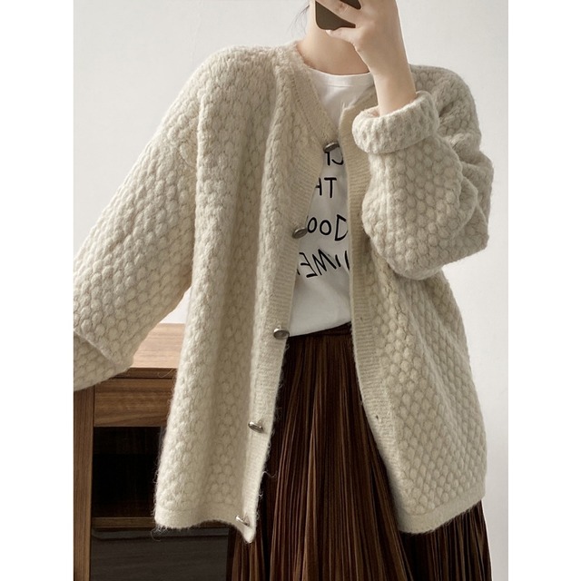 design knit loose cardigan