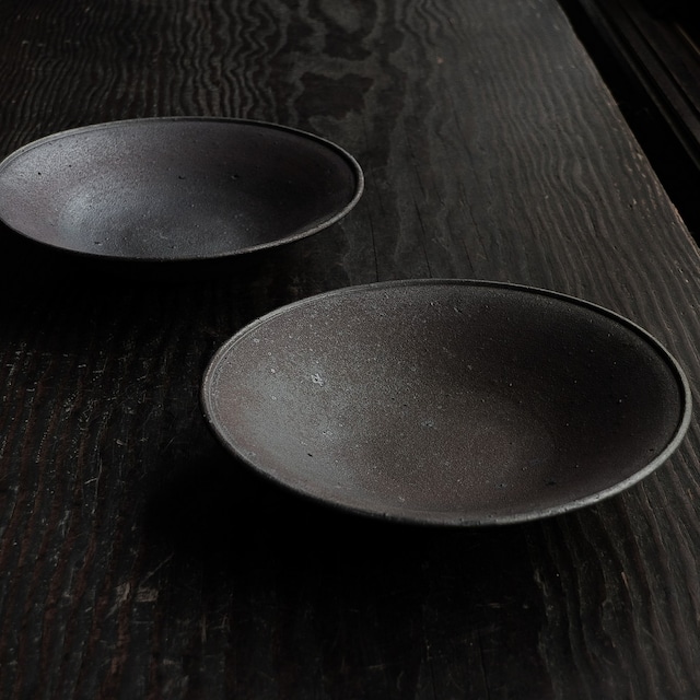 8寸鉄釉皿　sekiguchi noritaka 9