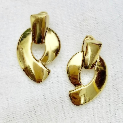 -GIVENCHY- vintage earring