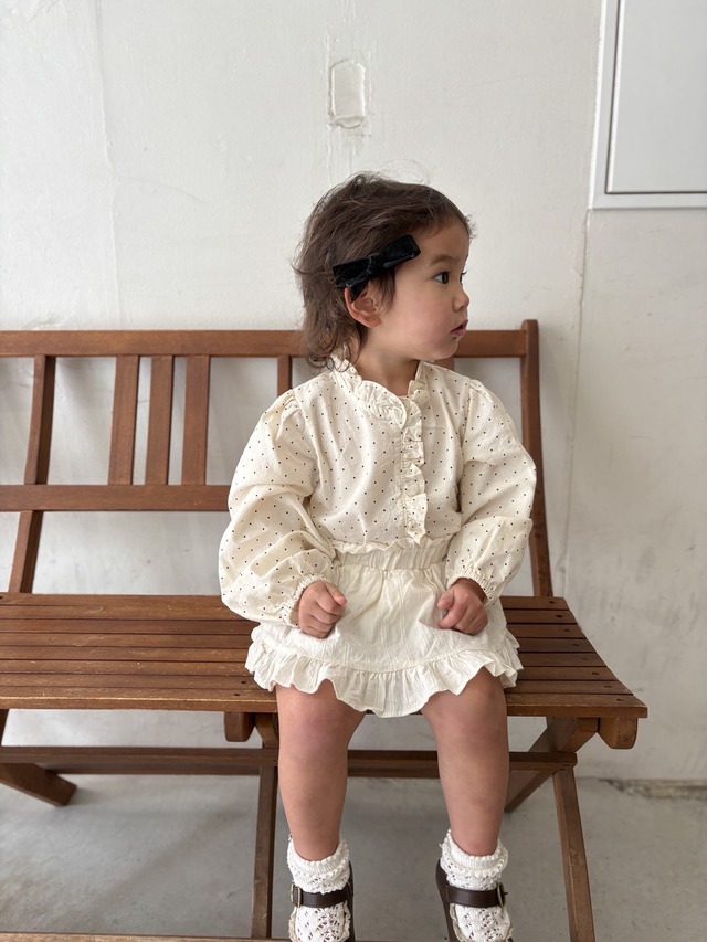 2256 center frill blouse / VALUBEBE