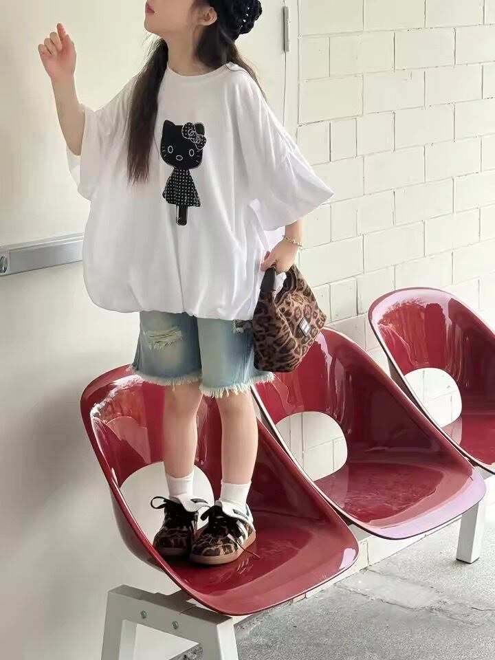 ダメージハーフデニム