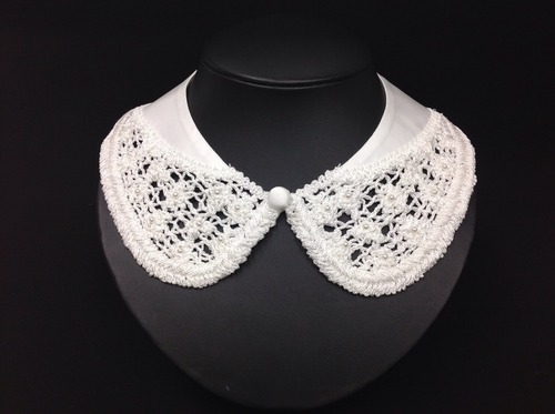 【キッズ】LCK-043 WH 子供用レース刺繍つけ襟（ホワイト）