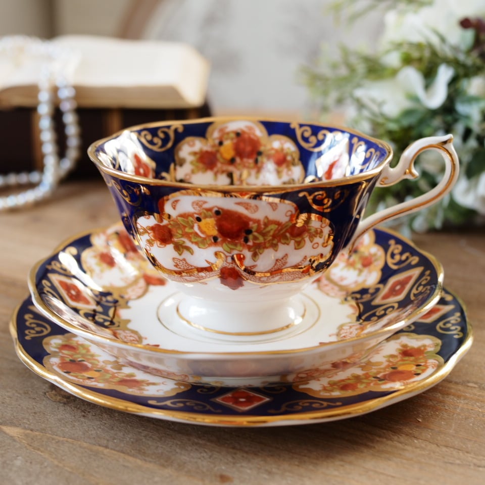 ロイヤルアルバート | antique FEELPORT アンティーク食器の専門店