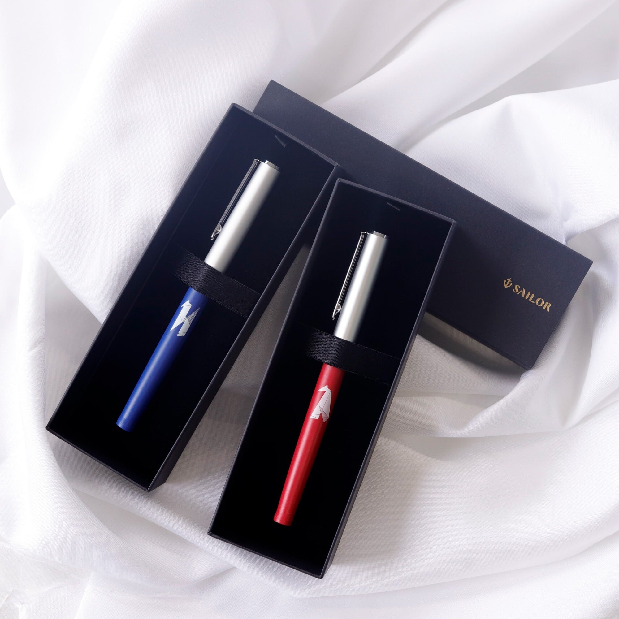 折り鶴フォント万年筆 | 広島から平和を届ける：EARTH Hiroshima