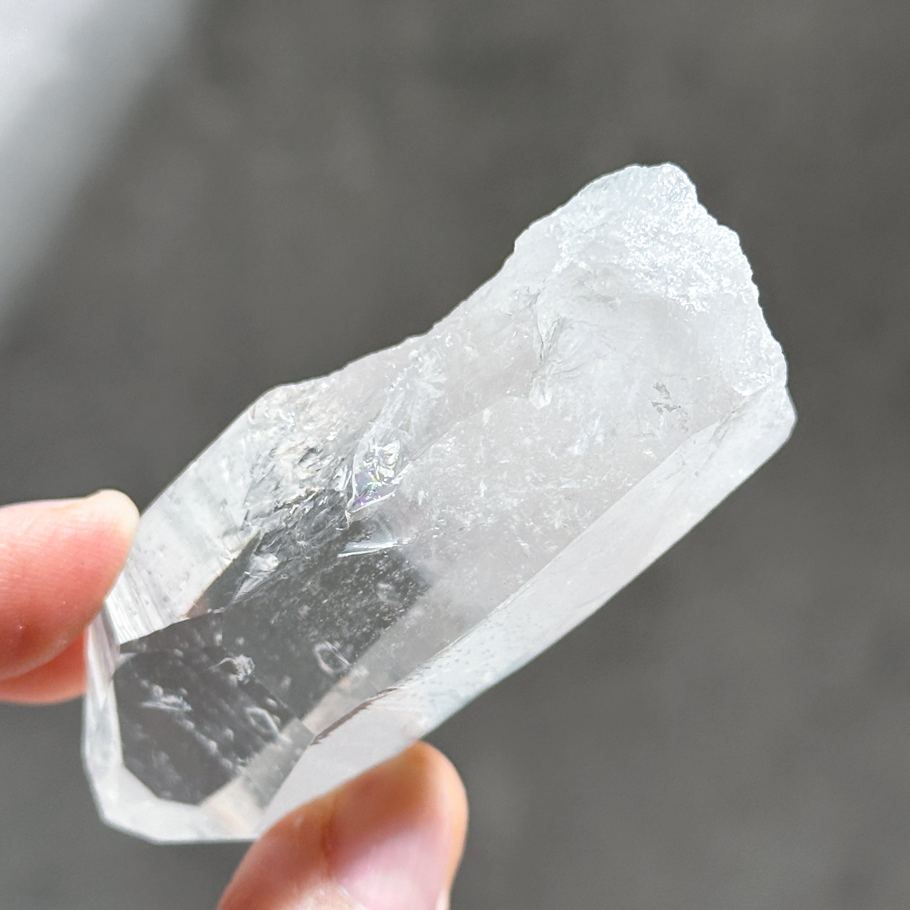 ゼッカ産クリアクォーツ ポイント 原石 33◇ Clear Quartz ◇天然石