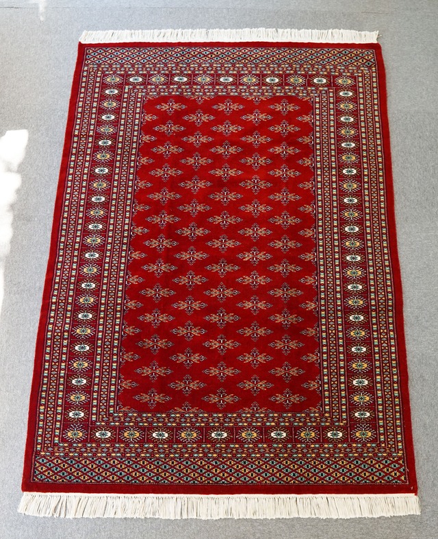 182×128cm パキスタン手織り絨毯 | Decorworks