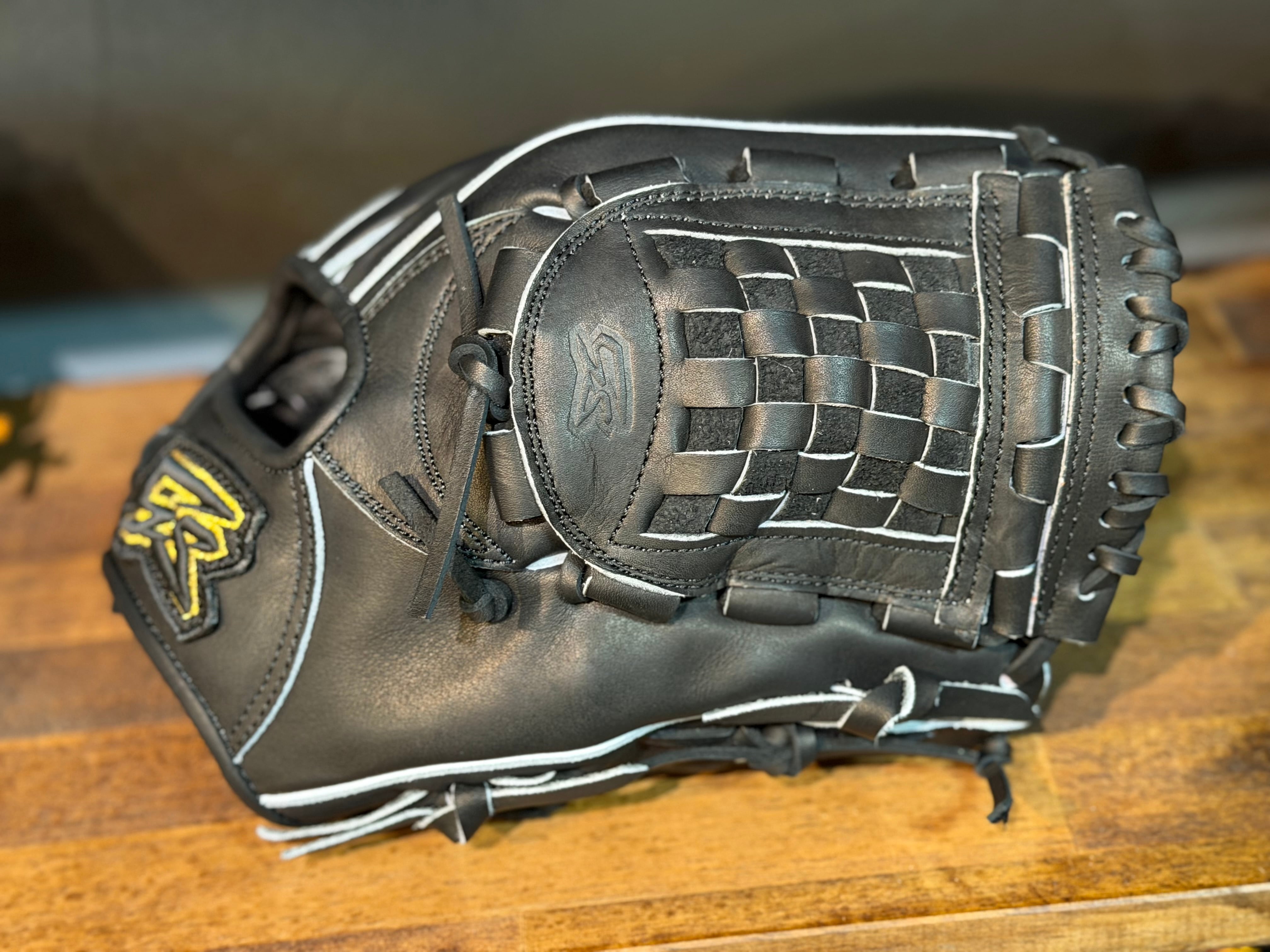GS ゴリラスポーツ 軟式用 内野用グローブ ブラック GS 軟式仕様内野用 鬼サード型5ミリアップ ゴリラブラック×ゴリラ