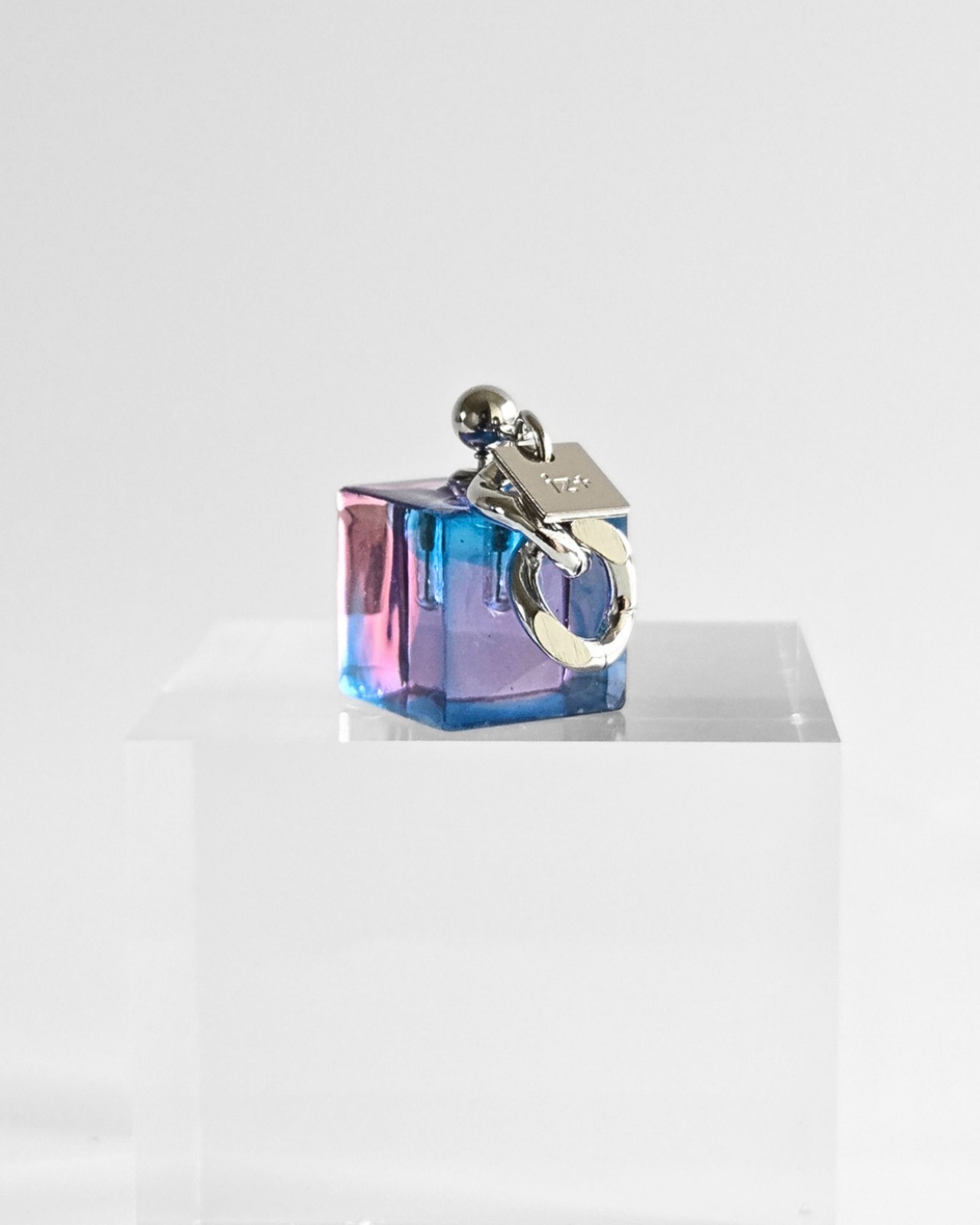 BOLD CUBE. [blue&pink] - 1