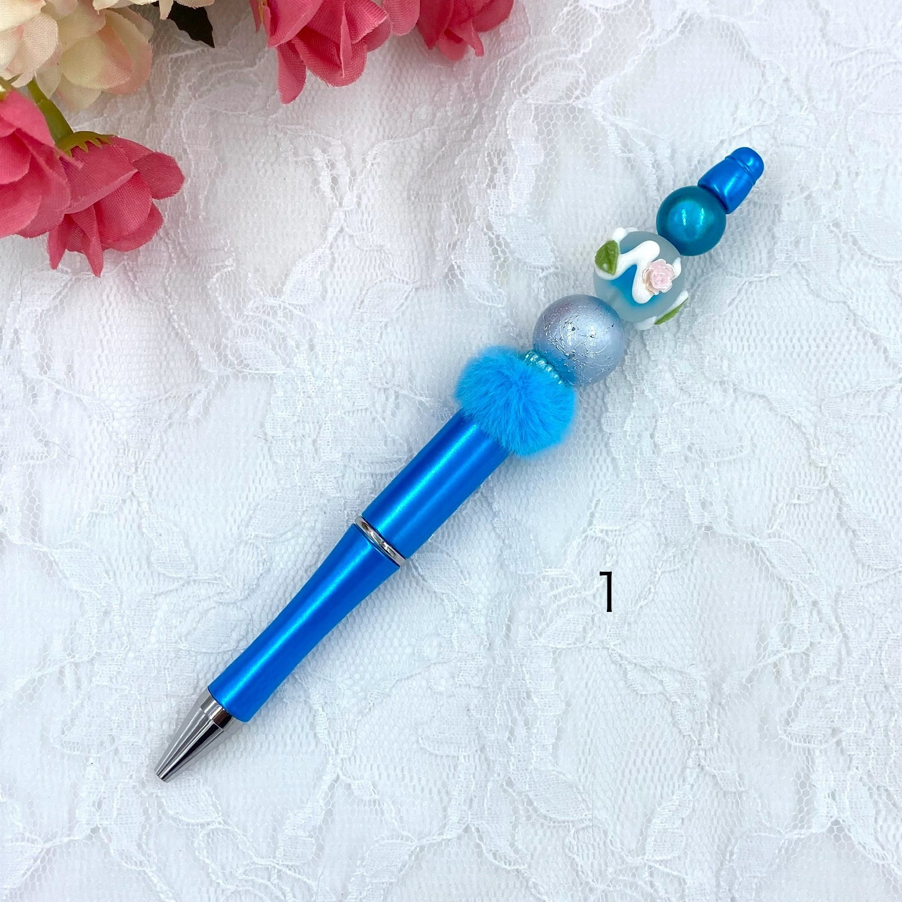 181 カスタムボールペン完成品 手書き蓄光薔薇パーツビーズボールペン