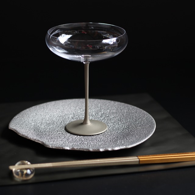 AS　有田焼　絞り釉プラチナ彩　手割プレート