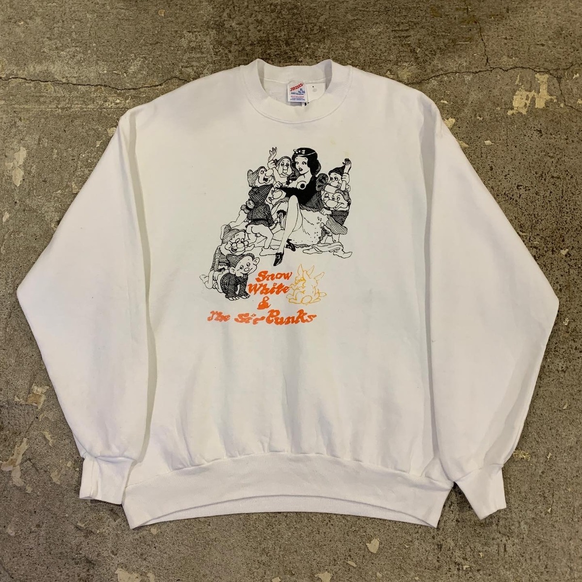 90s Snow White & The Sir Punks sweat | What