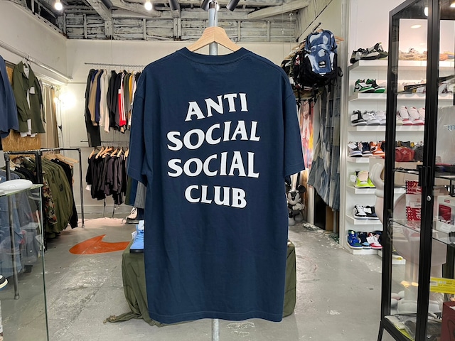 ANTI SOCIAL SOCIAL CLUB NOT HAPPY TEE NAVY LARGE 85465
