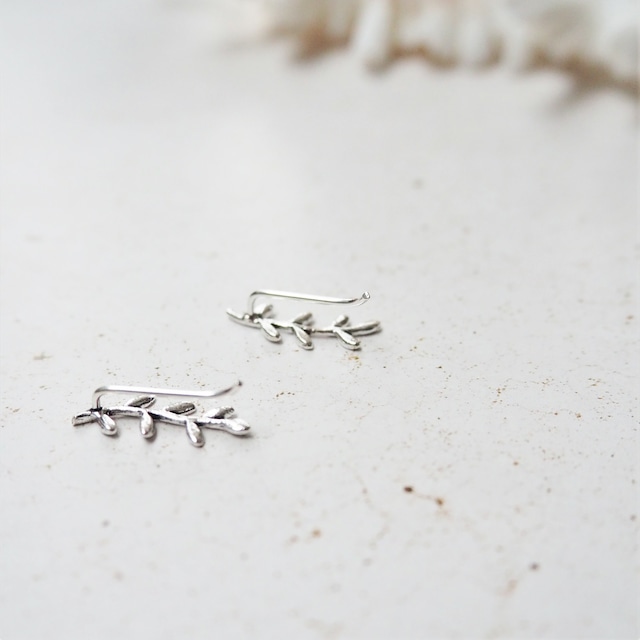 Silver Leaf L-shaped Pierced Earring《SILVER925》18380201 S3