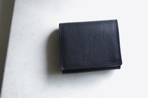 【Bellezza×増田薫】二つ折り財布　ブラック/ブルー