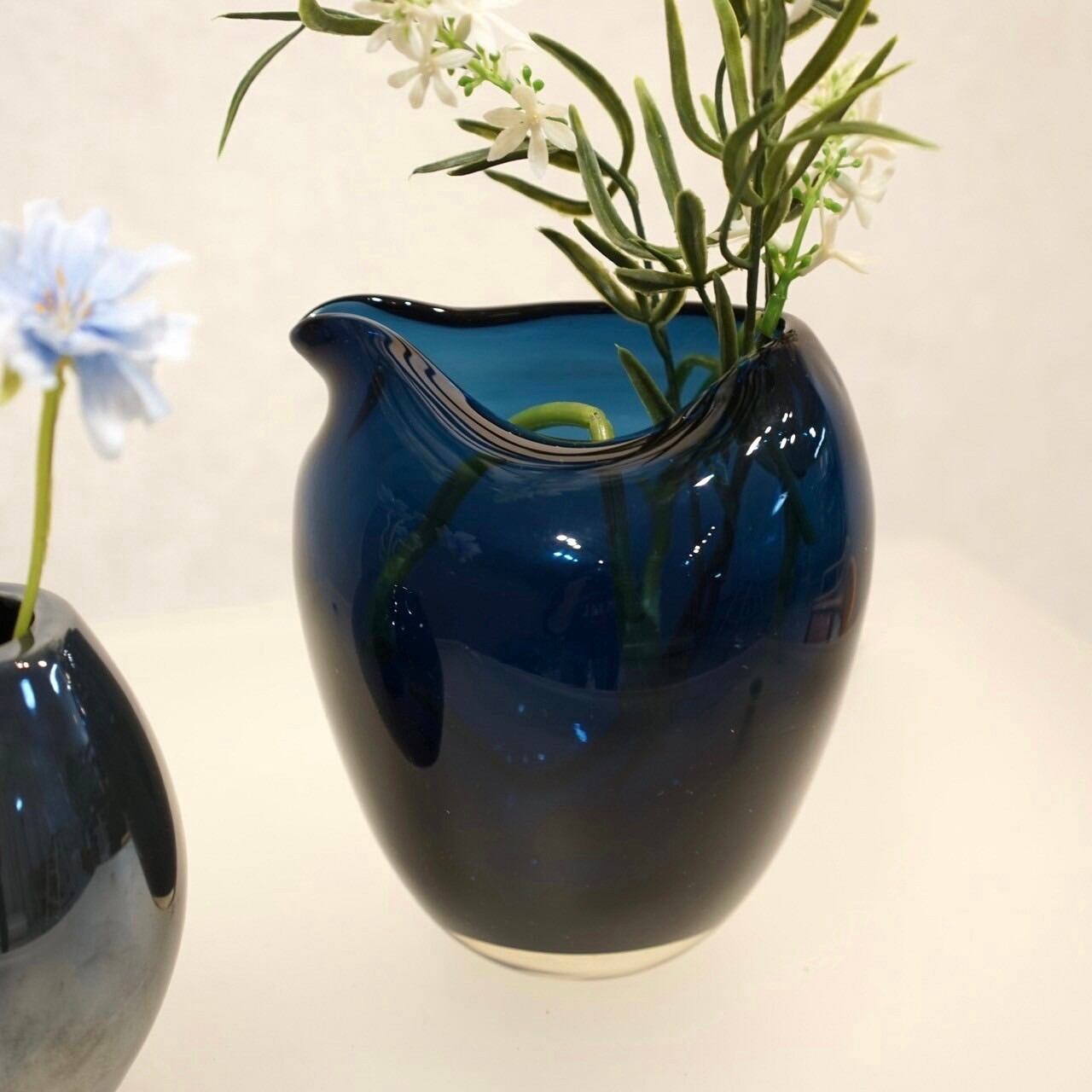 BoConcept ボーコンセプト フラワーベース 2個セット 造花付き BoConcept ボーコンセプト フラワーベース 2個セット 造花付き