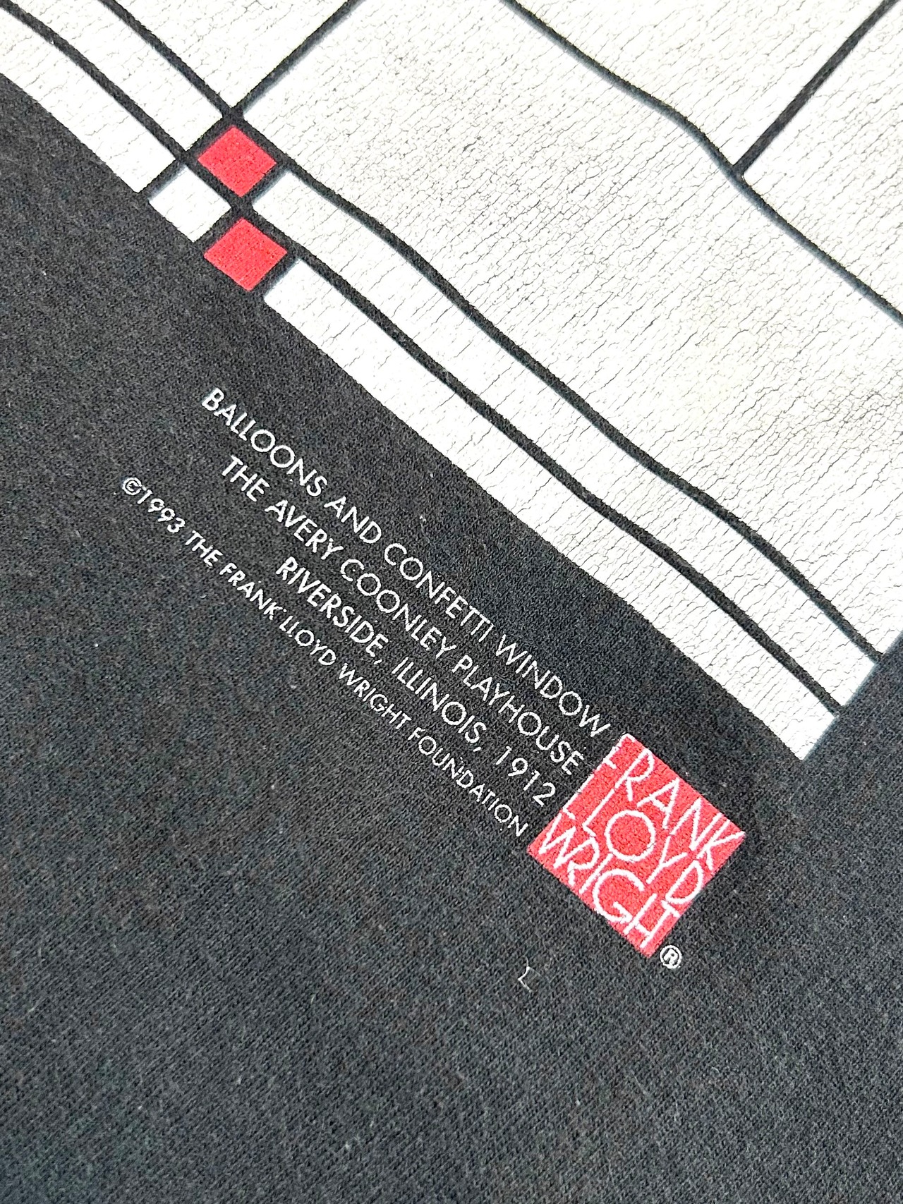 90s FRANK LLOYD WRIGHT "BALLOONS AND CONFETTI WINDOW" Tee MADE IN USA Size M