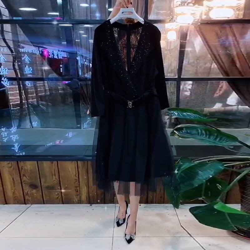 2020年秋新しいラージサイズウエストウエストスリミングドレスファットシスターmmウエスタンスタイルの年齢を減らすレーススカート ミックスインファッション78594633290