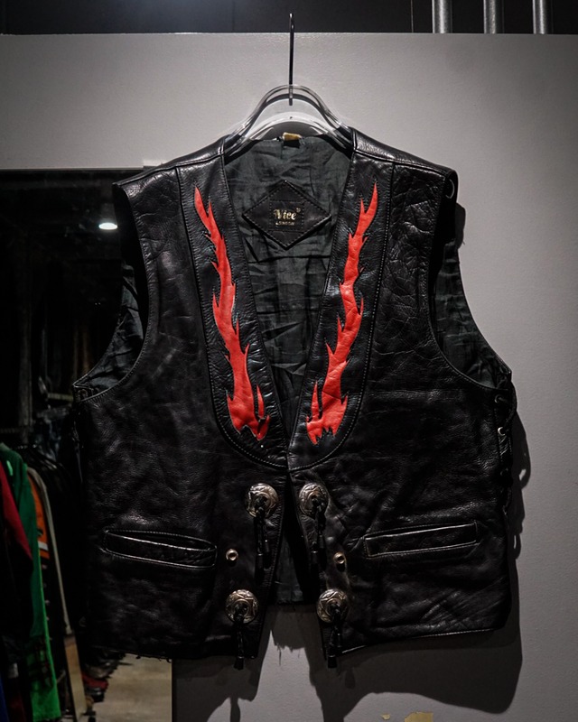 【add(C)vintage】Fire × Eagle Switching Design Concho Button Vintage Gimmick Loose Leather Vest