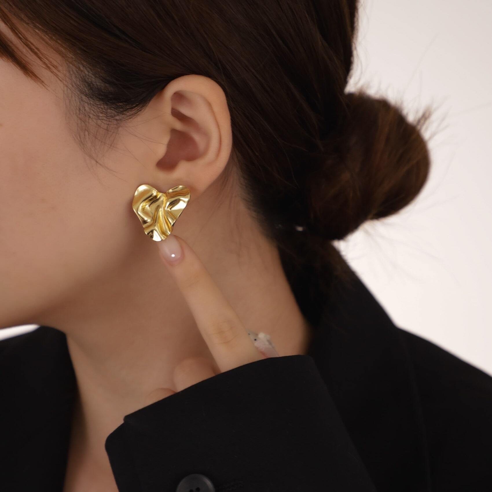 GOD ONLY KNOWS TEAR HEART ピアス 316L heart crush heart pierce #p165 | fino（フィノ）