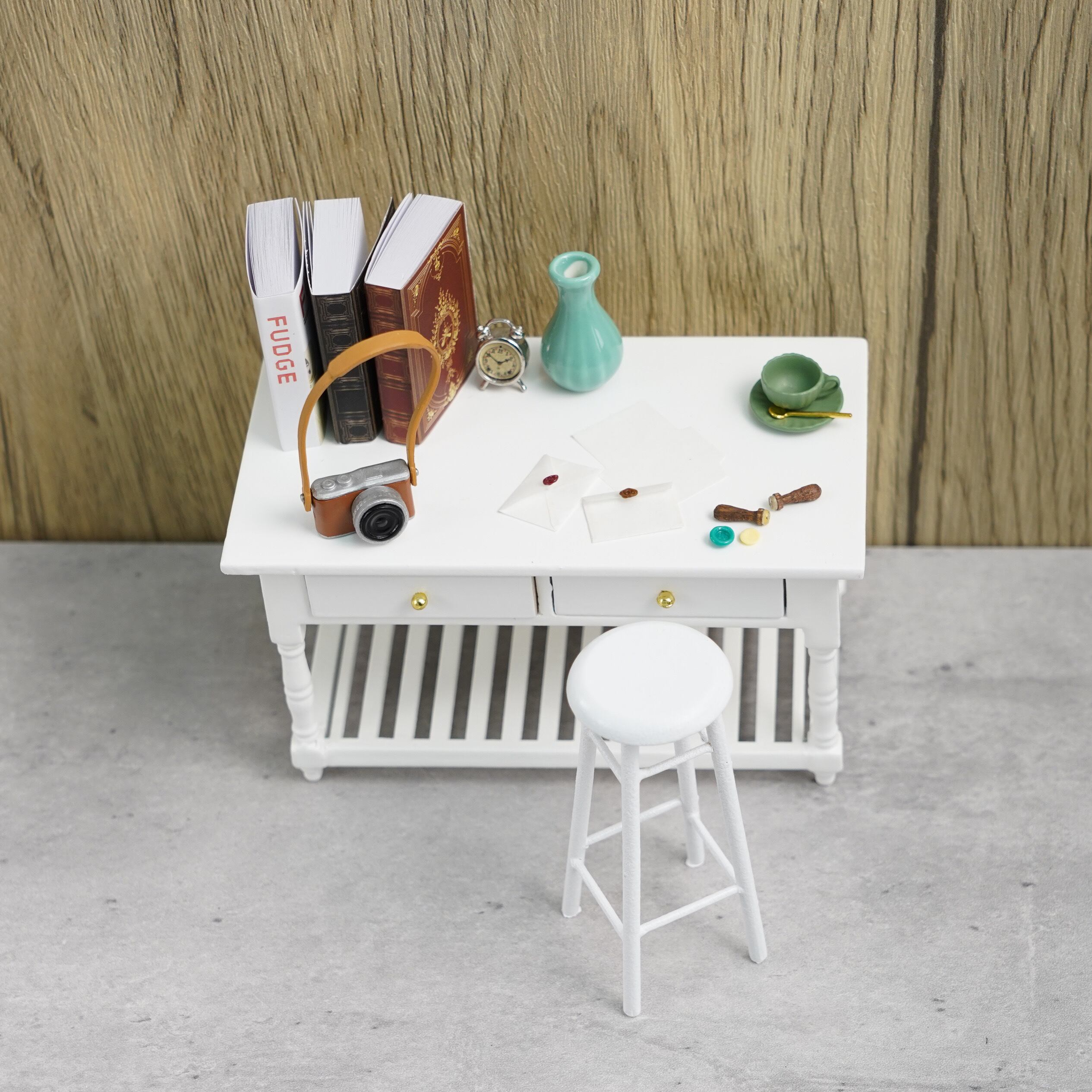 020-30061 ミニチュア家具 table&chair スツール ラウンド ハイタイプ