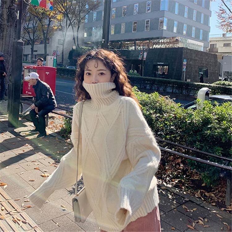 タートルネックケーブル編みニットAJ11009−2551