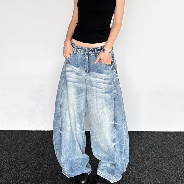 Oversized washed denim pants A00008