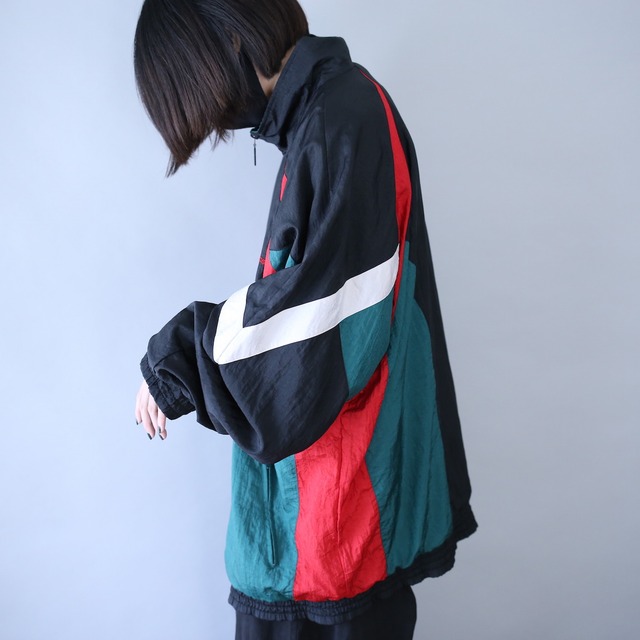 "adidas" good coloring switching design over silhouette nylon blouson