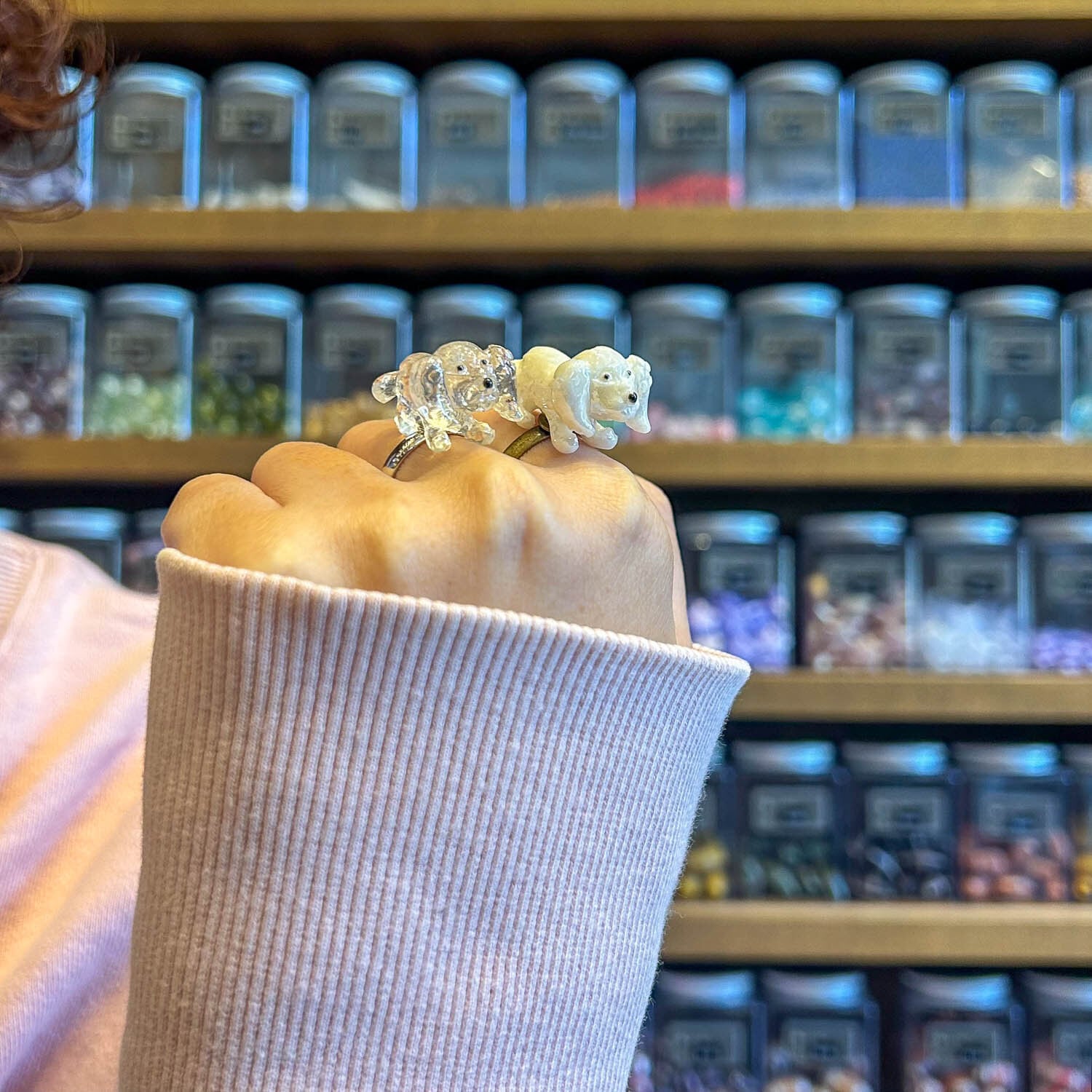 再入荷〉指のりプードルちゃんリング | Dua-アクセサリーパーツショップ