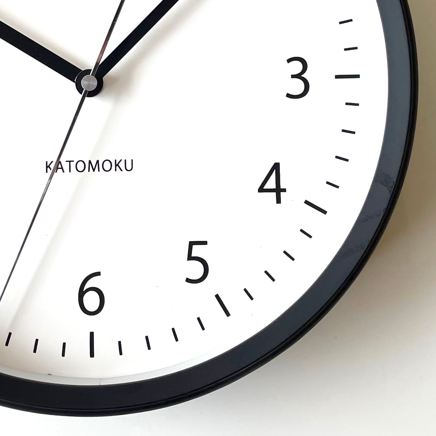 KATOMOKU muku clock 4 ブラック km-57BK 掛け時計 | 加藤木工株式会社