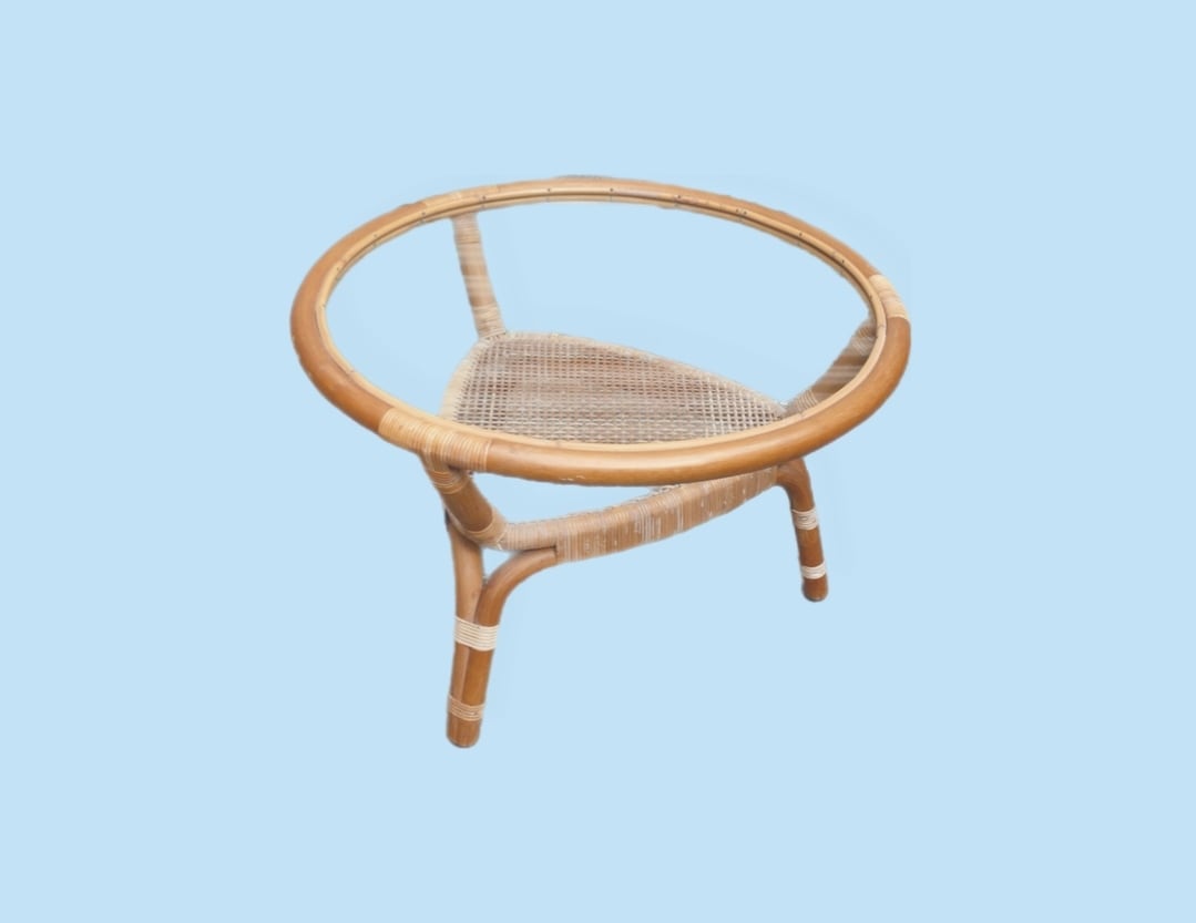 RATTAN GLASS ROUND TABLE