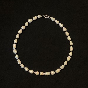 Freshwater drop pearl necklace