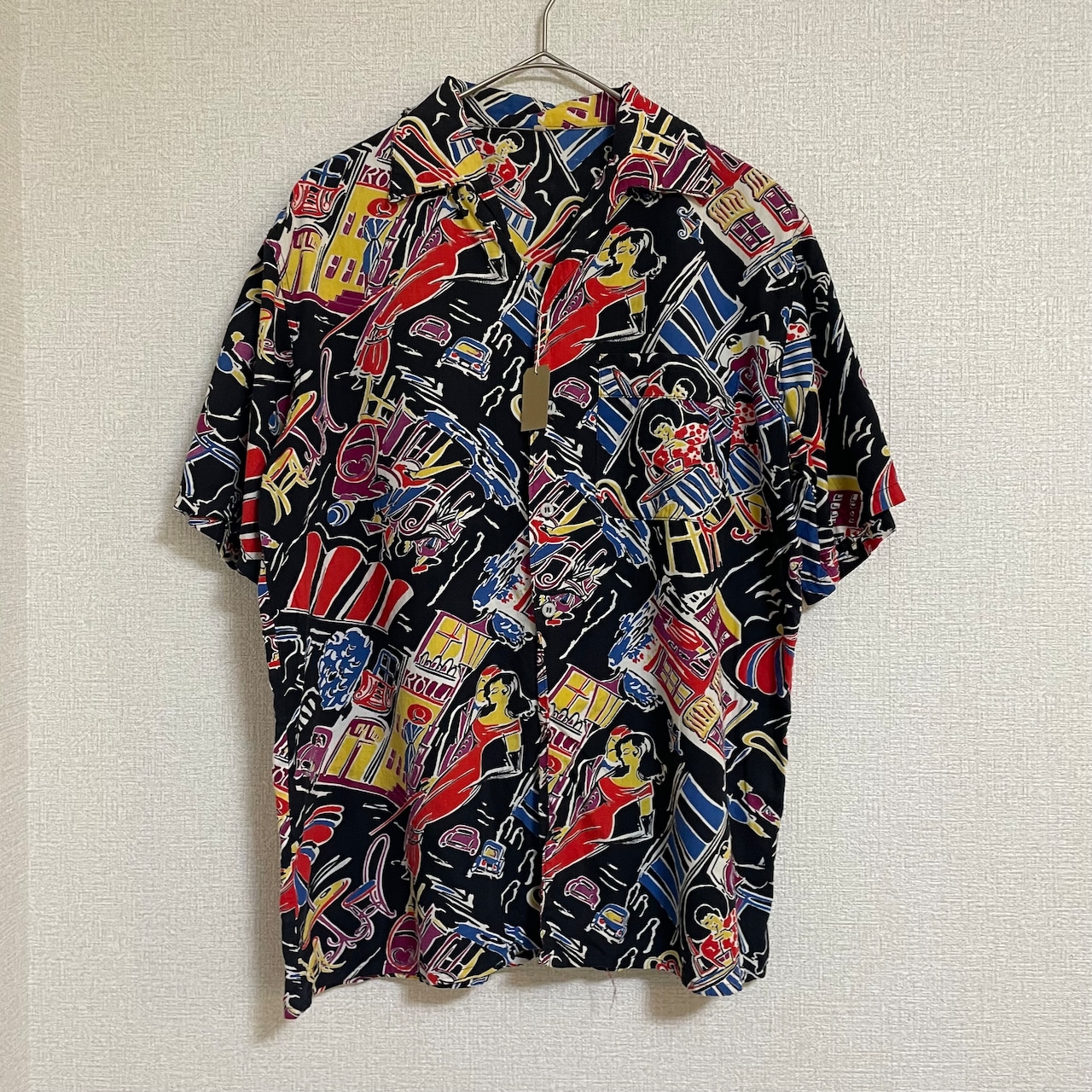 ユーロ　総柄シャツ