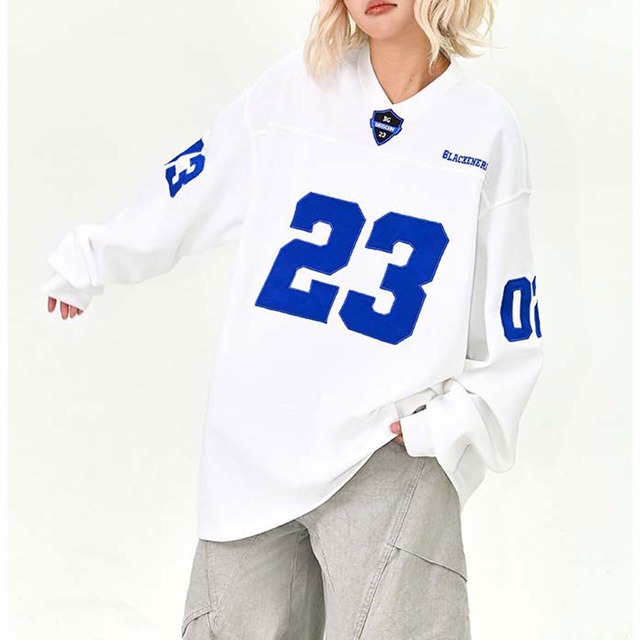 ナンバリンググラフィックルーズトップス 2col   R01505