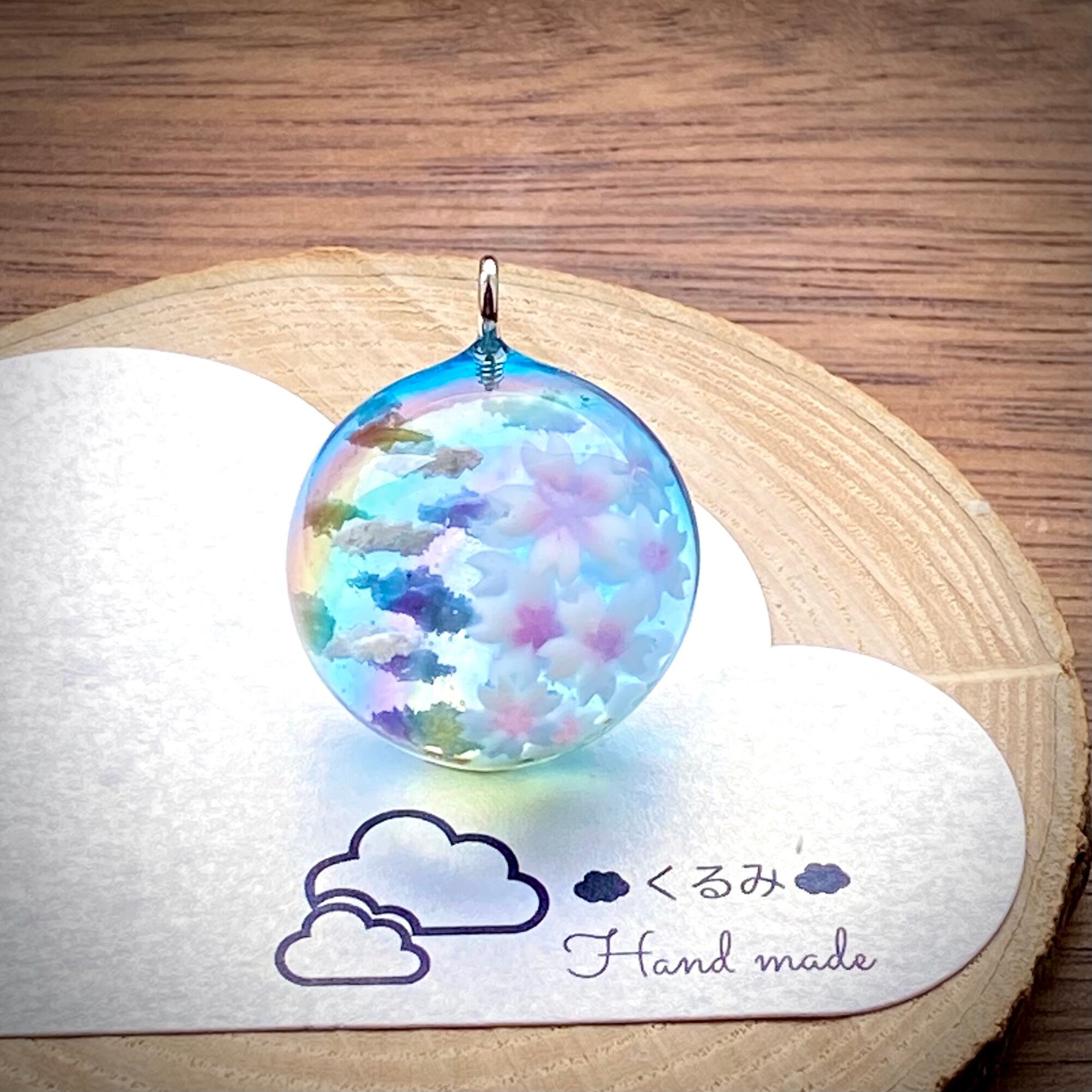 半球の雲レジン  虹の空と桜   大きめ26mm