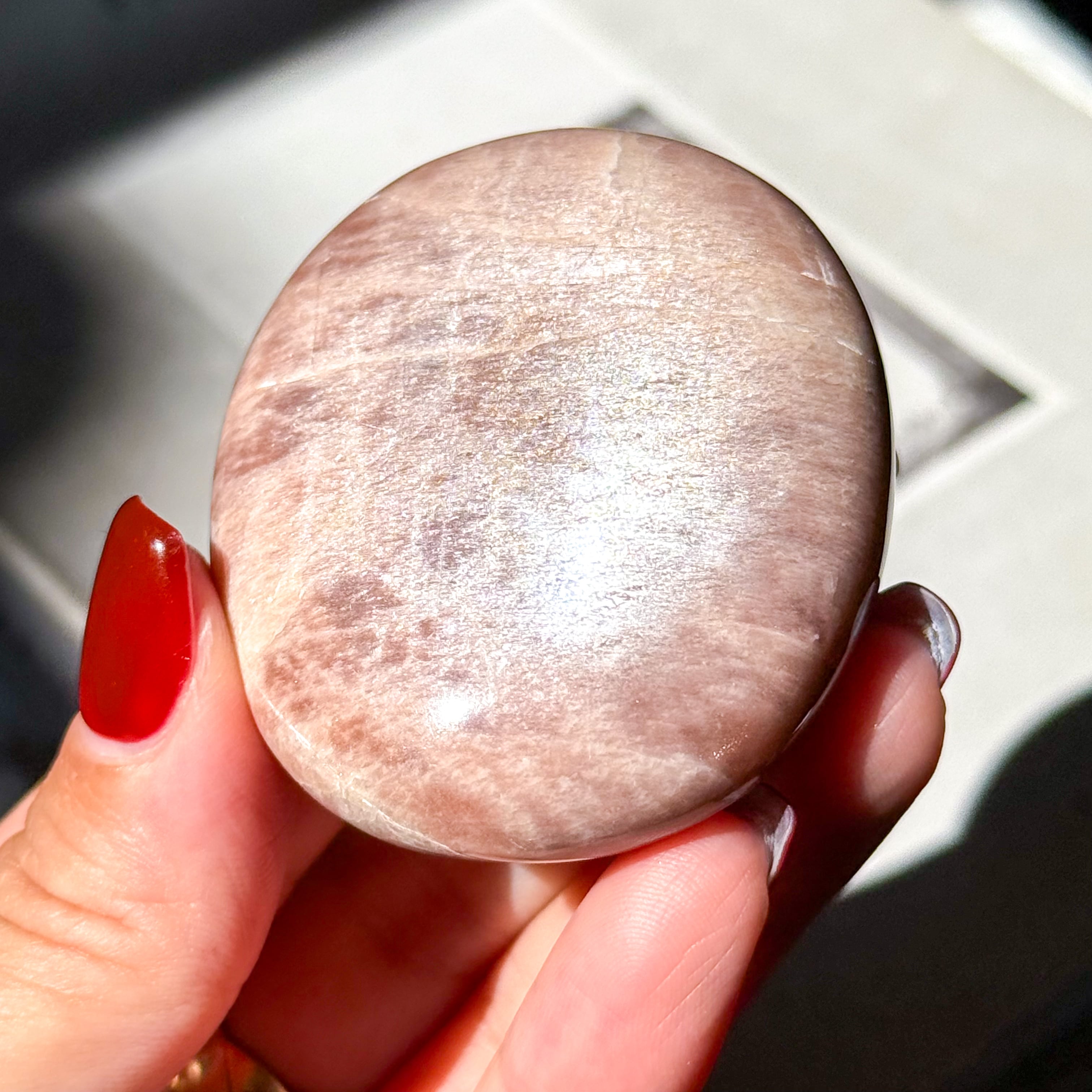 Peach Moonstone palm 6 ✧ ピーチムーンストーン | FLUXY - 天然石と