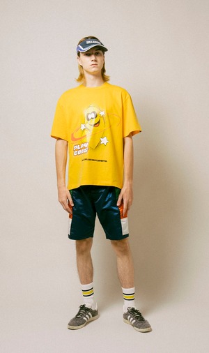 Mr.Thumb Tee / FADE YELLOW