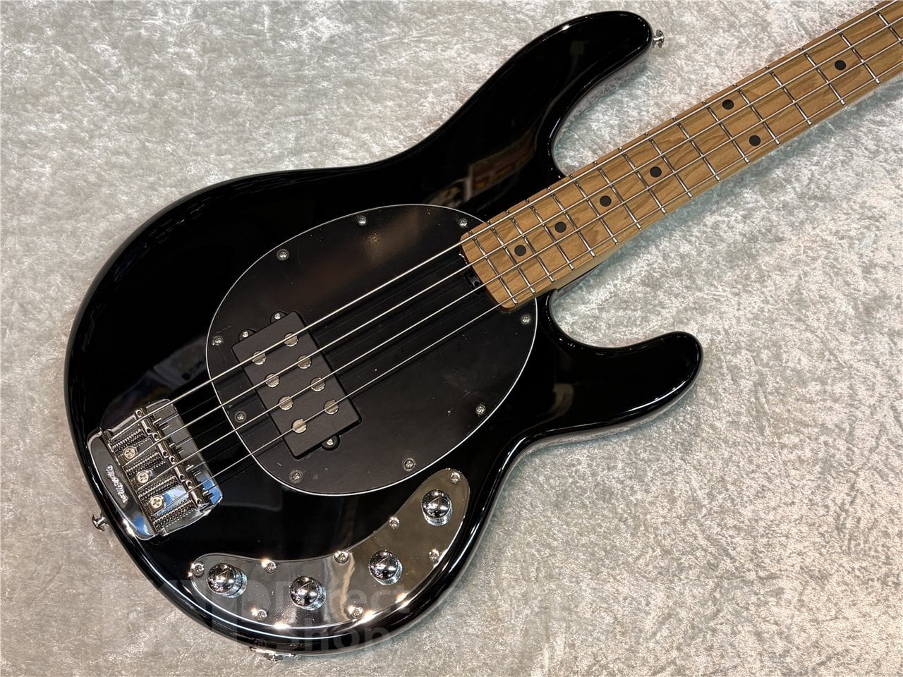 MUSICMAN SUB StingRay ベース 美品 即納可能】MUSICMAN StingRay Special 4 (Black ) | BIGBOSS広島