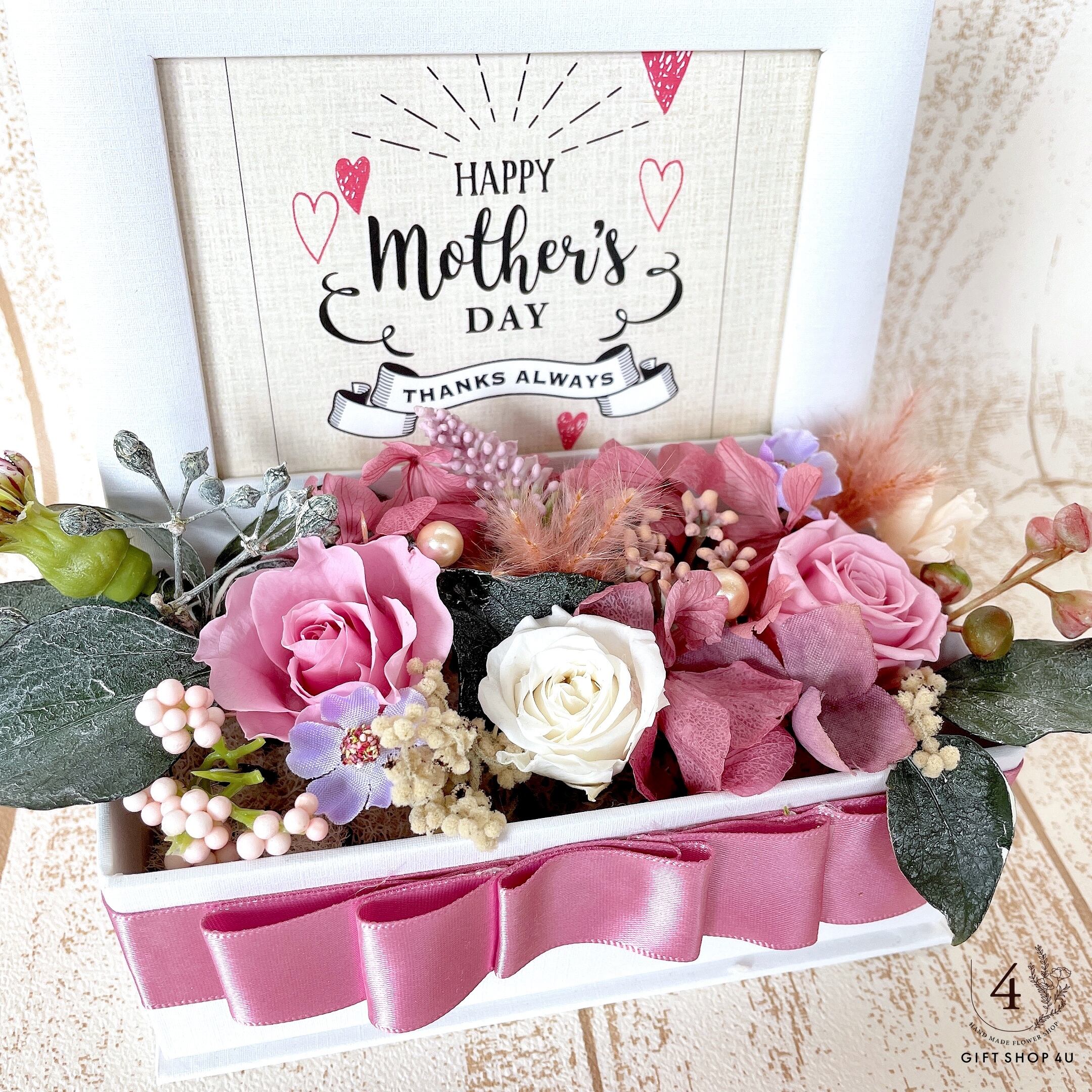 母の日 プリザーブドフラワーフォトフレーム ホワイトピンク ラッピング代込み 写真立て カーネーション 母の日 １４ 4u